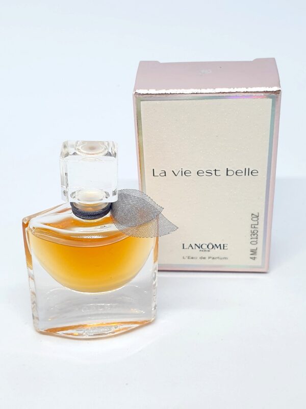 Miniature de parfum La vie est belle de Lancôme 4 ml