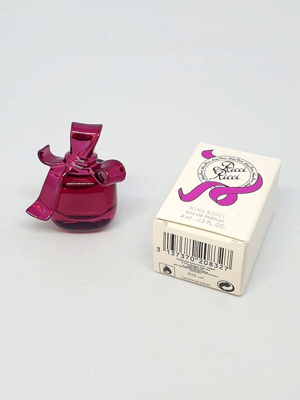 Miniature de parfum Mademoiselle Ricci de Nina Ricci