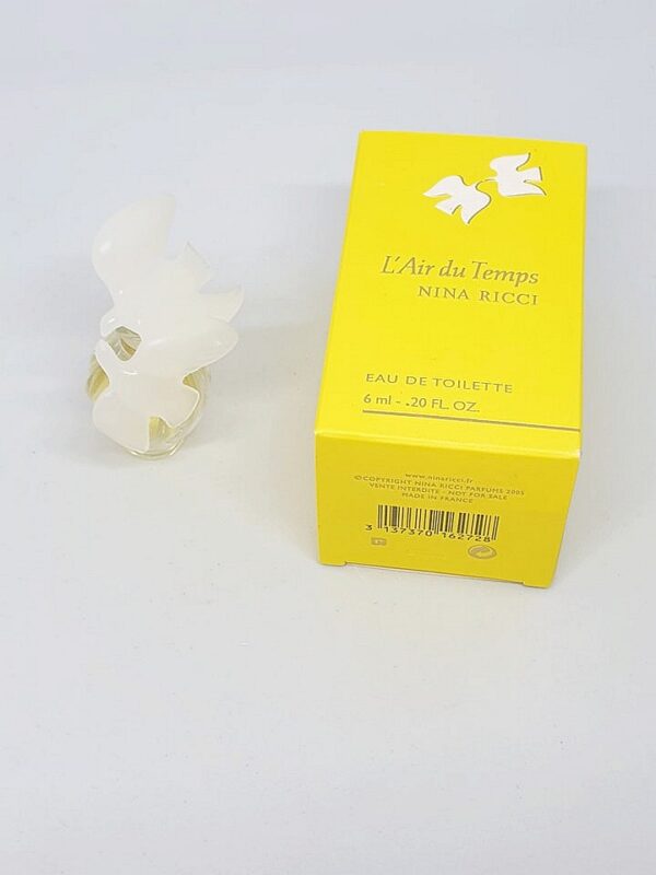Miniature de parfum L'Air du temps de Nina Ricci