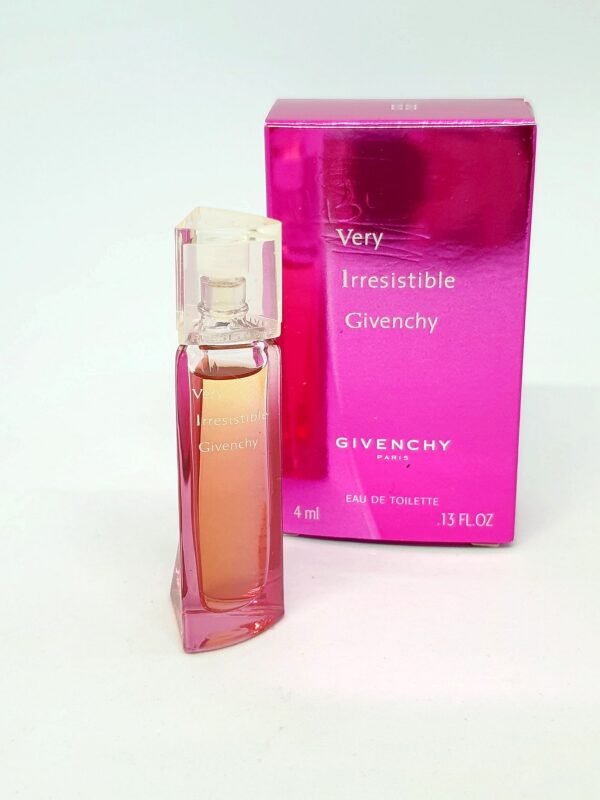 Miniature de parfum Very irrésistible de Givenchy