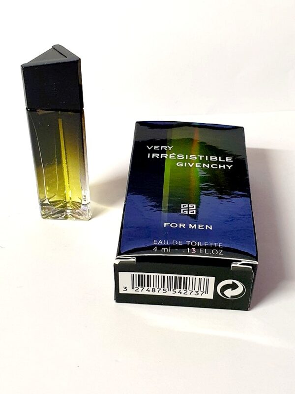 Miniature de parfum Very Irrésistible for men de Givenchy