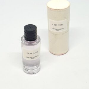 Miniature de parfum gris Dior