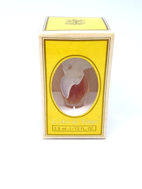 Miniature de parfum L'air du temps de Nina Ricci
