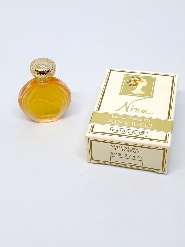 Miniature de parfum Nina de Nina Ricci