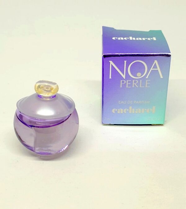 Miniature de parfum Noa perle Cacharel