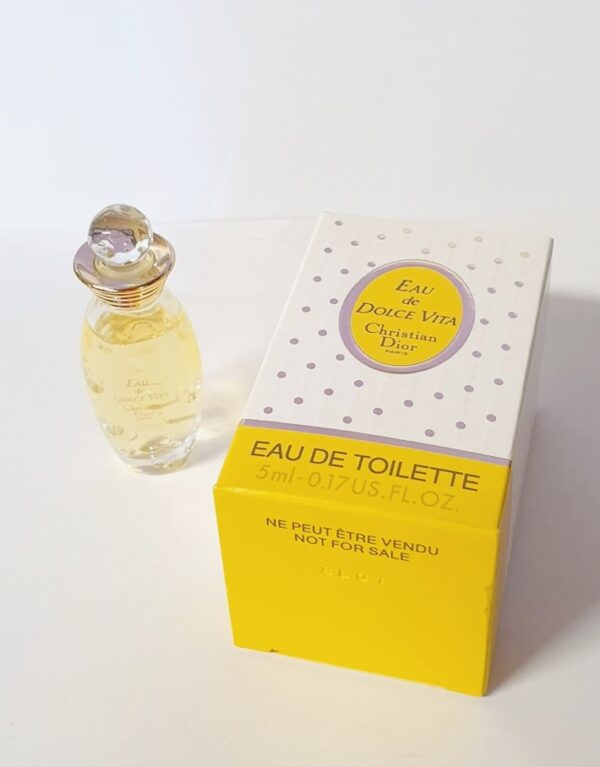 Miniature de parfum Eau de Dolce Vita de Dior