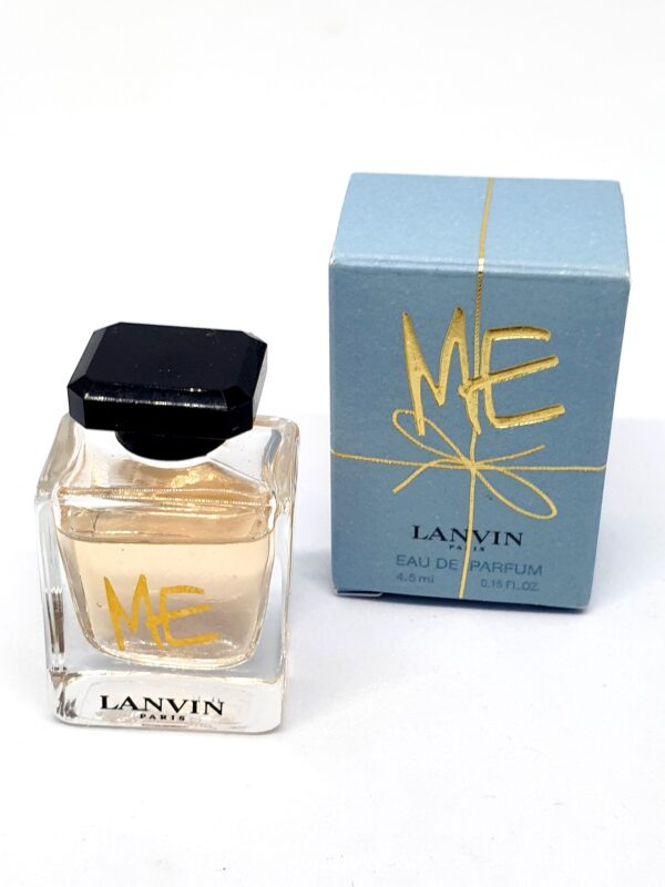Miniature de parfum Me de Lanvin