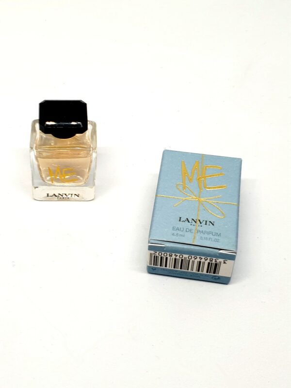 Miniature de parfum Me de Lanvin