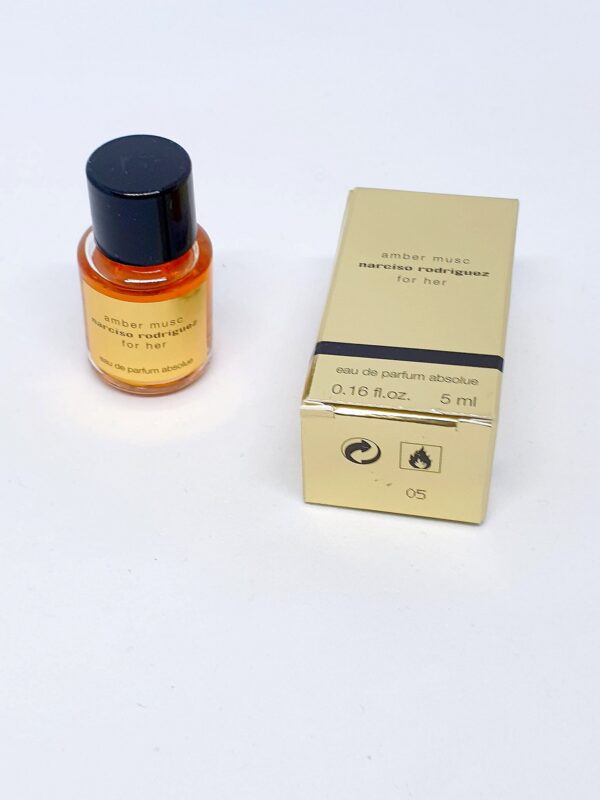 Miniature de parfum Amber Musc Narciso Rodriguez