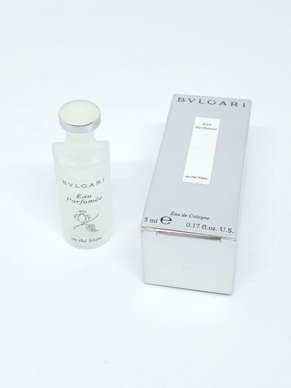 Miniature de parfum Eau parfumée au thé blanc Bvlgari