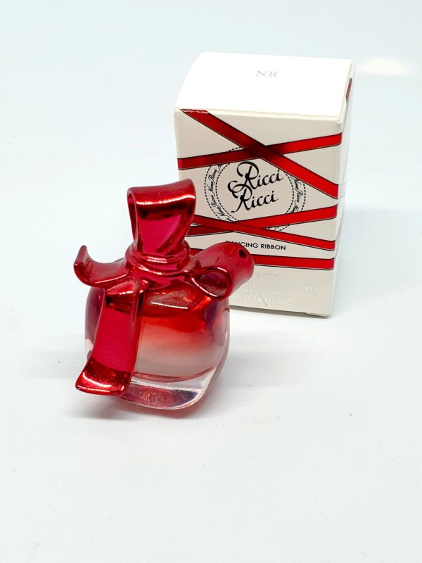 Miniature de parfum Dancing Ribbon Ricci Ricci