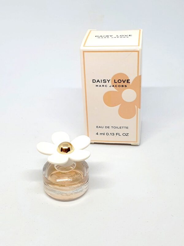 Miniature de parfum Daisy Love Marc Jacobs