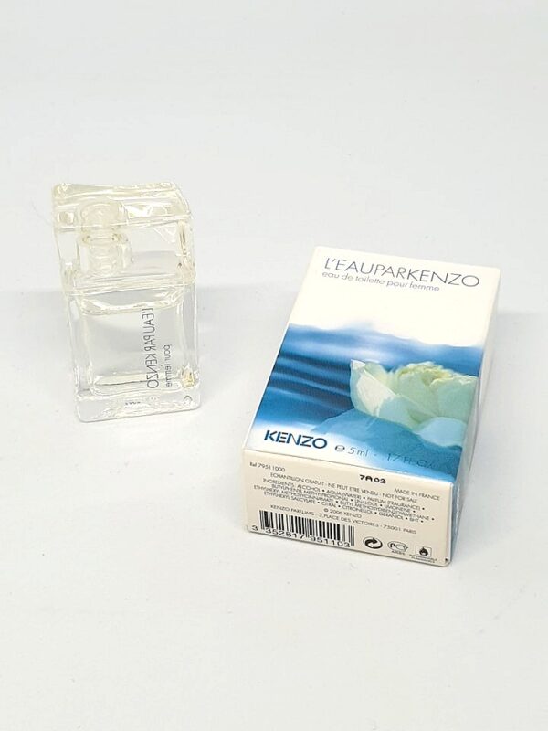 Miniature de parfum L'Eau par Kenzo