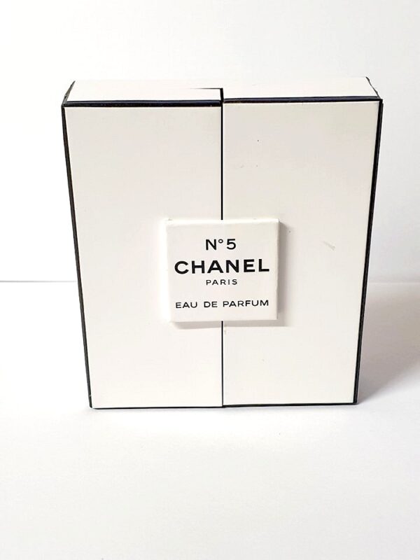 Miniature de parfum n° 5 de Chanel
