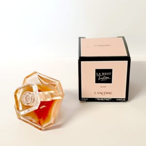 Miniature de parfum La nuit Trésor Nude de Lancôme