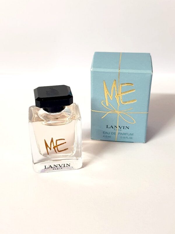 Miniature de parfum Me de Lanvin