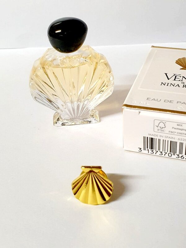 Miniature de parfum Vénus de Nina Ricci