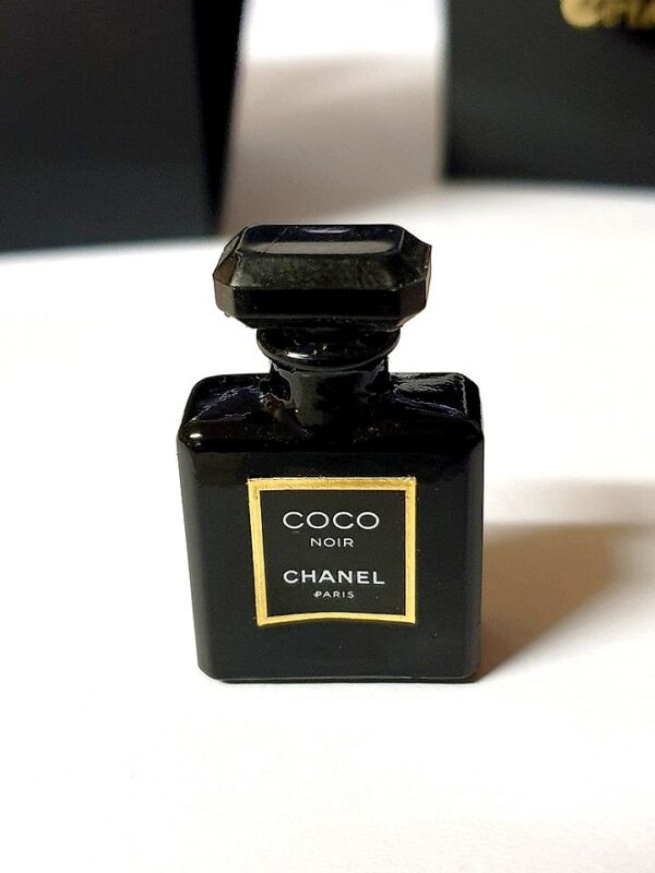 Miniature de parfum Coco Noir Chanel Edition limitée
