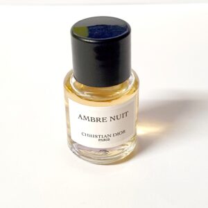 Miniature de parfum Ambre Nuit collection privée Dior