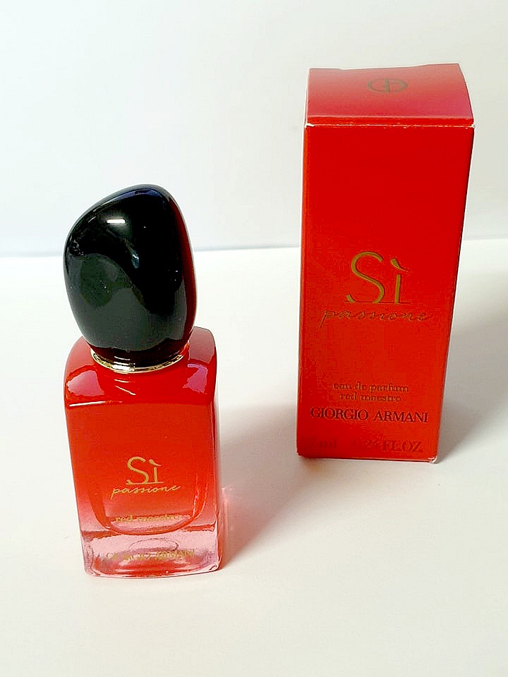 Armani si red maestro hotsell