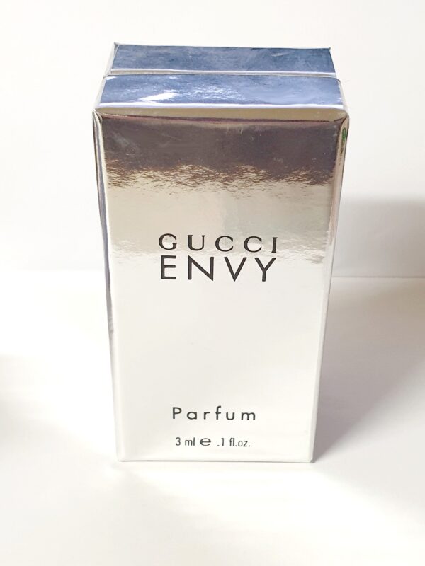 Miniature de parfum Envy de Gucci
