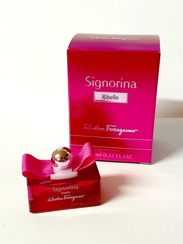 Miniature de parfum Signorina Ribelle de Salvatore Ferragamo