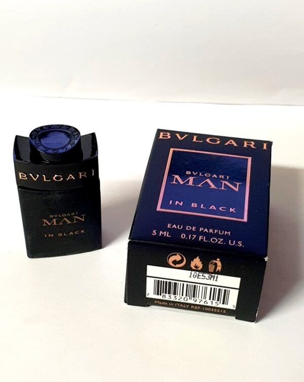 Miniature de Parfum man in black Bvlgari
