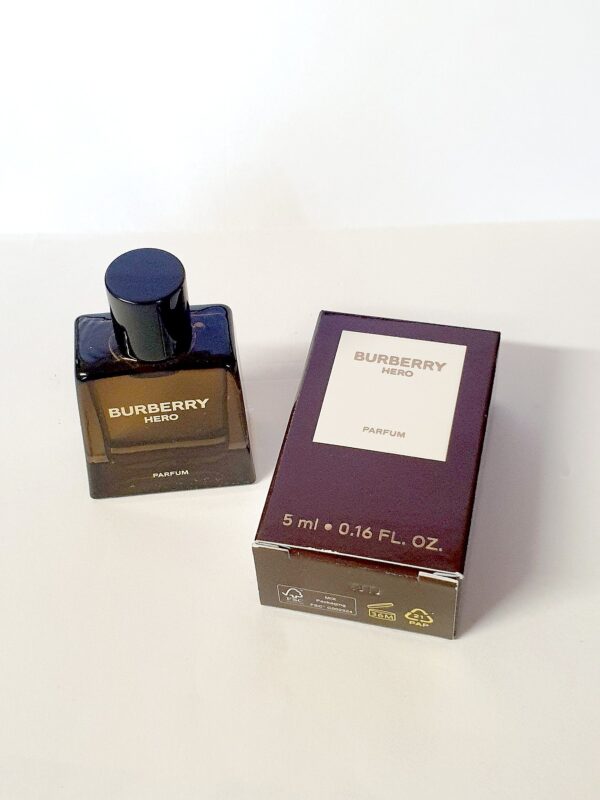 Miniature de parfum Burberry Hero