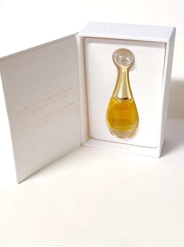 Miniature d'eau de parfum J'adore L'Absolu de Dior