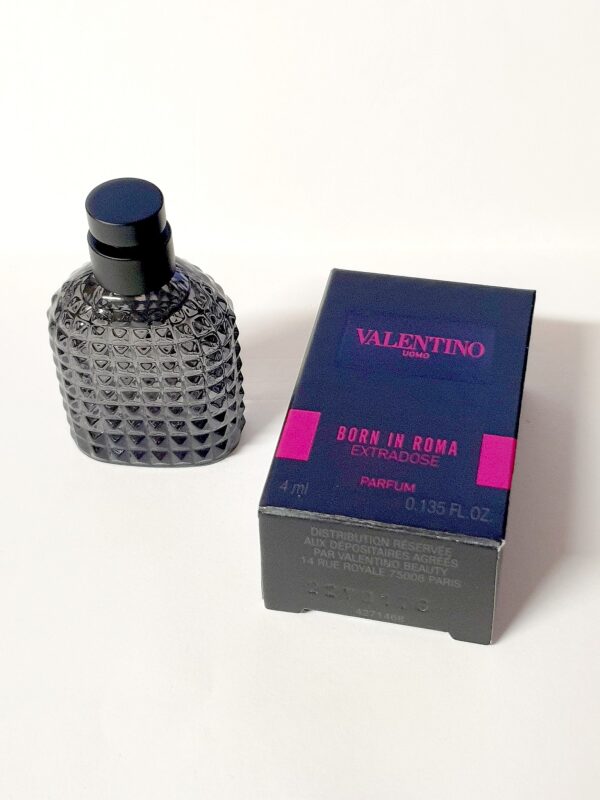 Miniature de parfum Born in Roma Extradose de Valentino