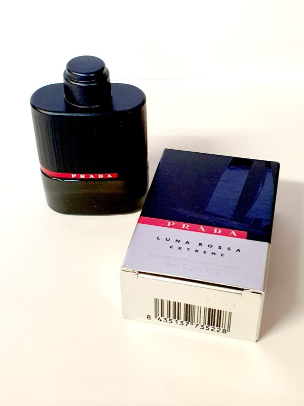 Miniature de parfum Luna rossa Extrême Prada 9 ml