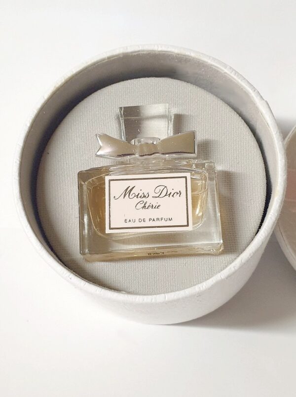Miniature de parfum Miss Dior chérie Dior