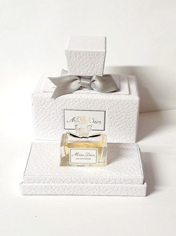 Miniature d'eau parfum Miss Dior de Dior série limitée