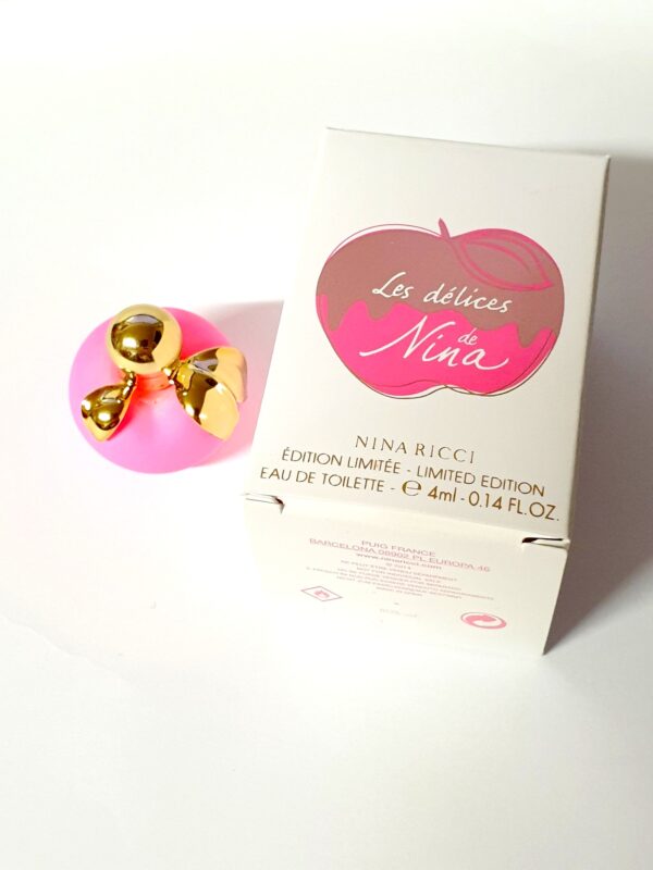 Miniature de parfum les Délices de Nina Edition limitée très rare Ricci