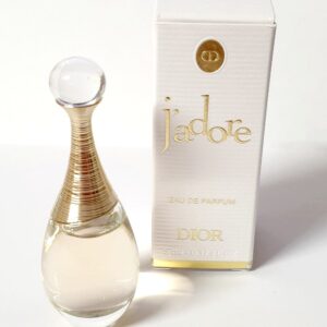 Miniature de parfum J'adore de Dior new