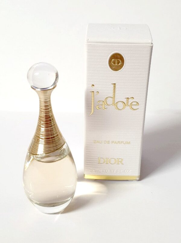 Miniature de parfum J'adore de Dior new