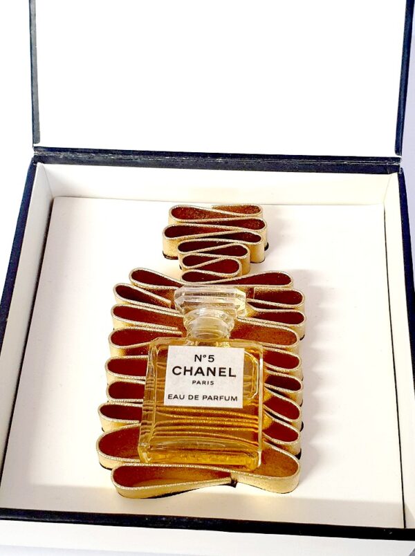Miniature de parfum Numéro 5 de Chanel