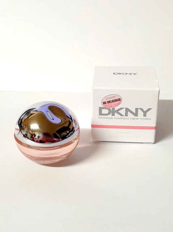 Miniature de parfum Be Delicious de DKNY