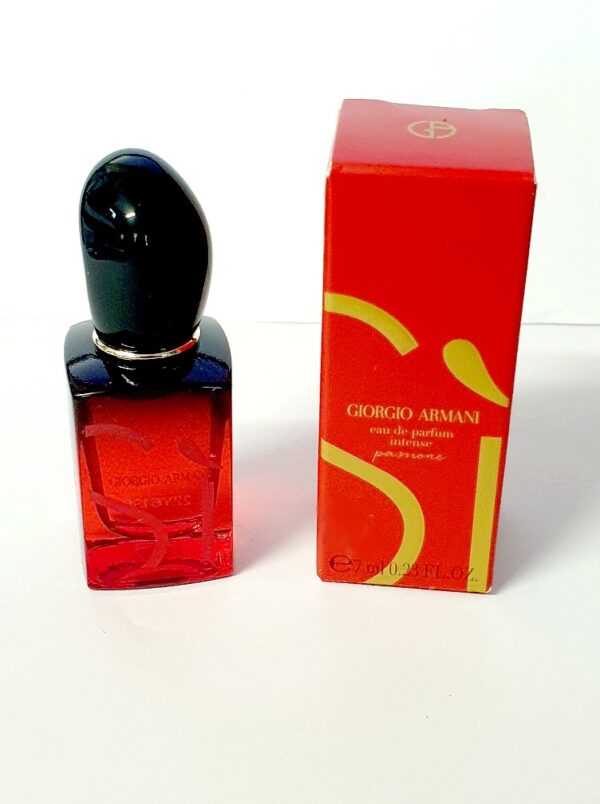 Miniature de parfum intense Si Passionne Armani NEW