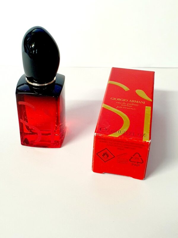 Miniature de parfum intense Si Passionne Armani NEW