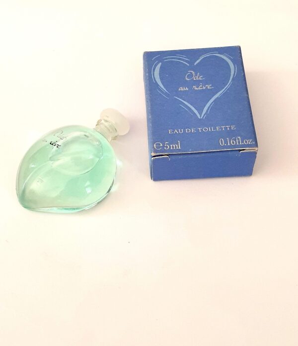 Miniature de parfum Ode au Rêve Yves Rocher